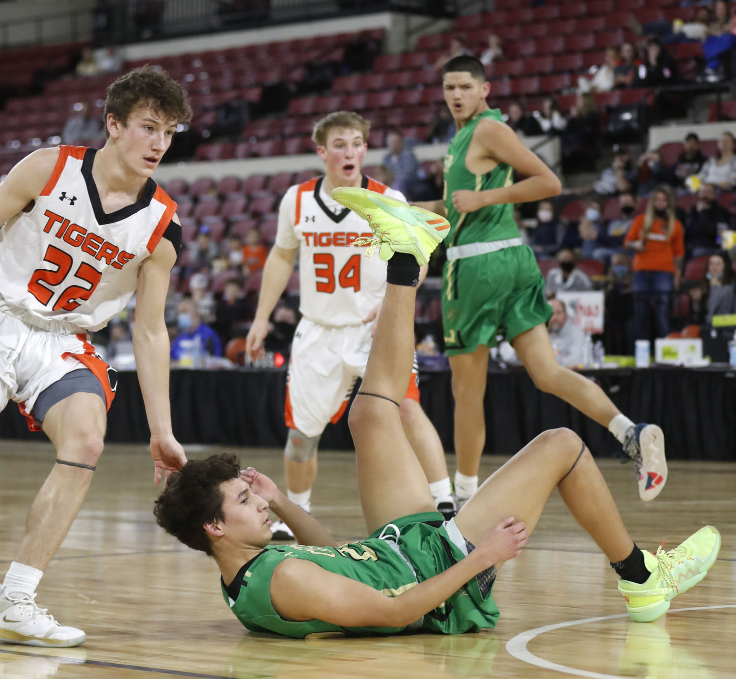 Manhattan v Colstrip boys Southern B Divisional